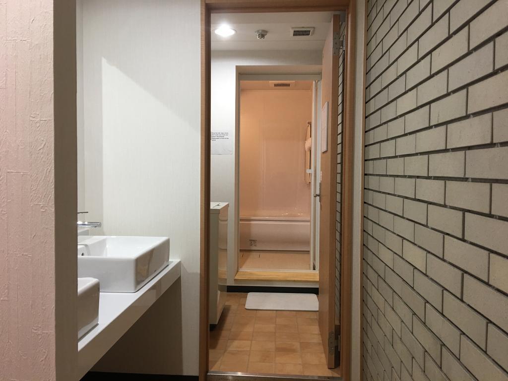 Guesthouse Origami Hiroshima Buitenkant foto